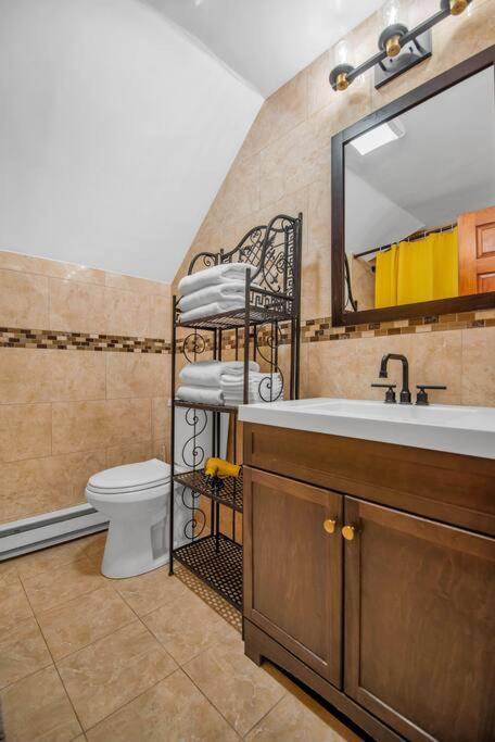 Апартаменты Golden Gem In Heart Of East Rock Quiet 3Br Near Dt And Yale Нью-Хейвен Экстерьер фото